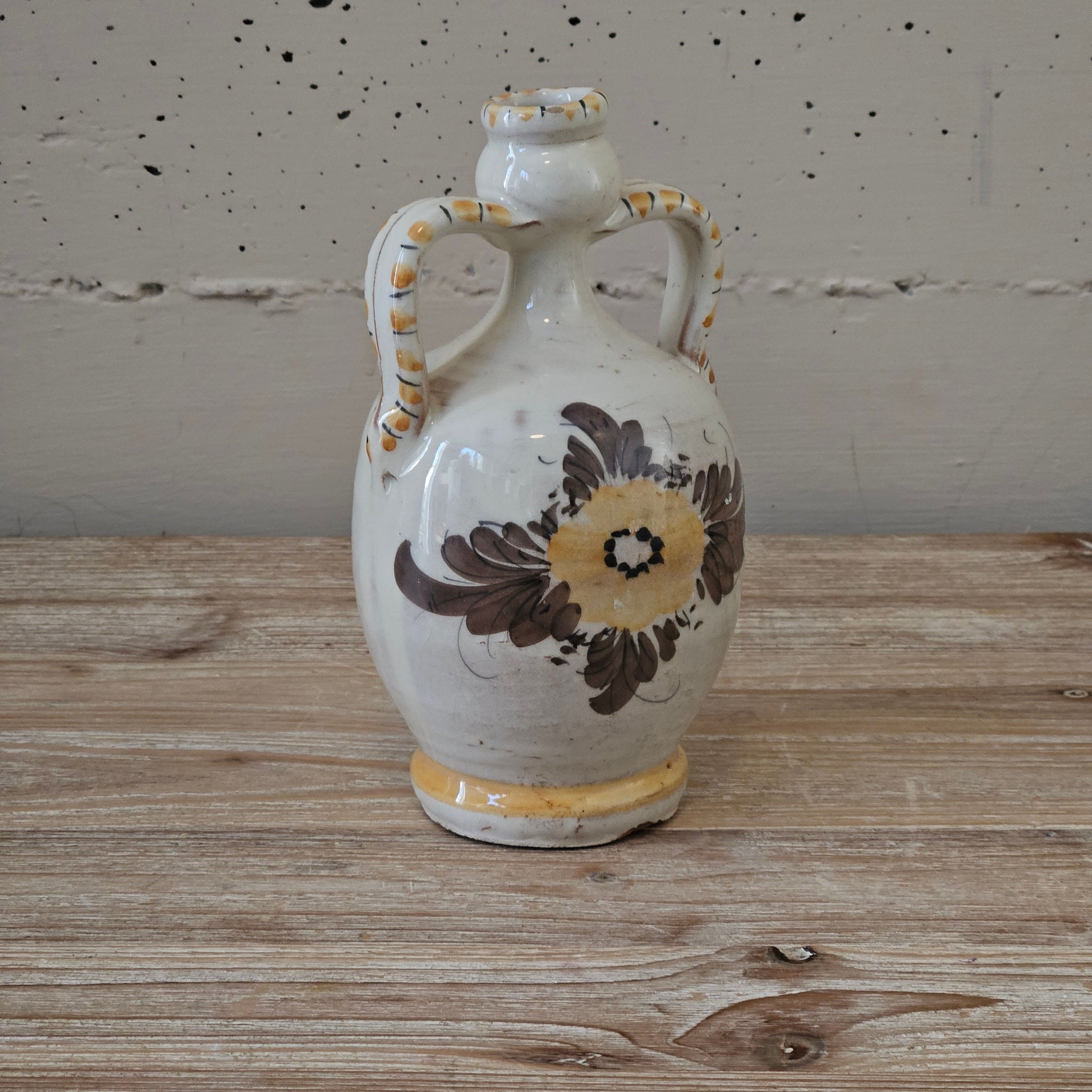 Anfora fiaschette tradizionali in ceramica pugliese doppio manico smaltata fatta e decorata a mano maiolica fiori Italia creta