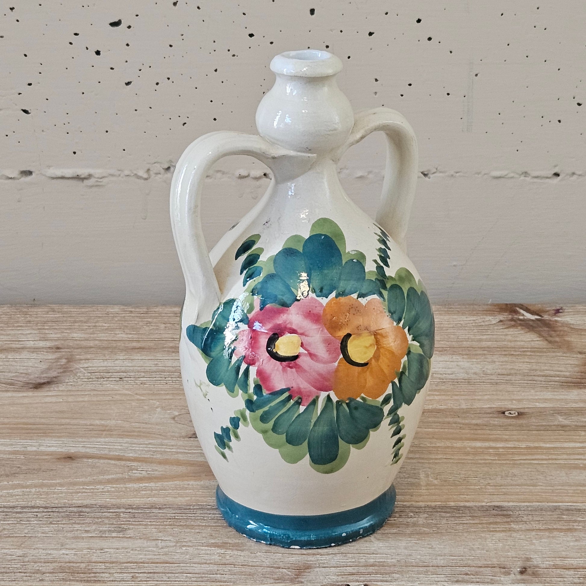 Anfora fiaschette tradizionali in ceramica pugliese doppio manico smaltata fatta e decorata a mano maiolica fiori Italia creta